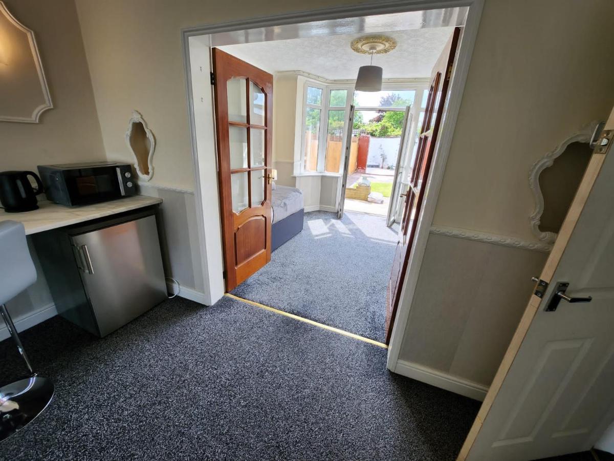 Hotel Sheldon Shared House Solihull Exterior foto
